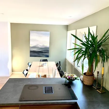 Casa de Férias Family House For Rent In